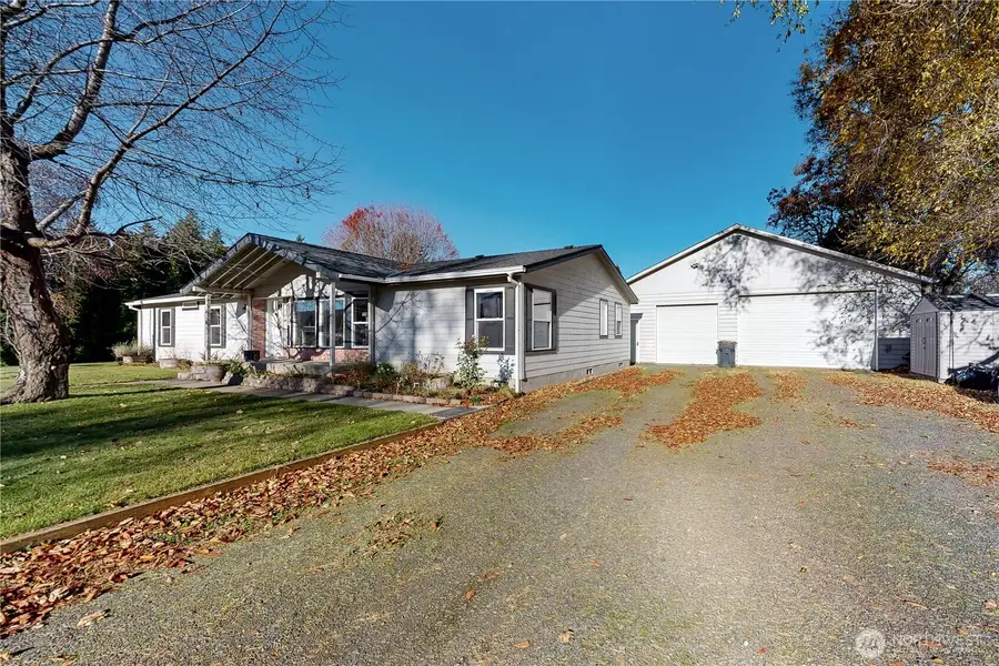 621 E Sixth Street, Waitsburg, WA 99361 - Image #2