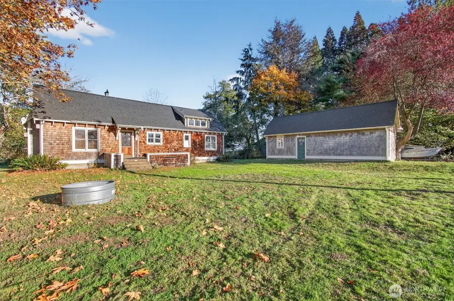 357 E Birnie Slough Road, Cathlamet, WA 98612 - Image #3