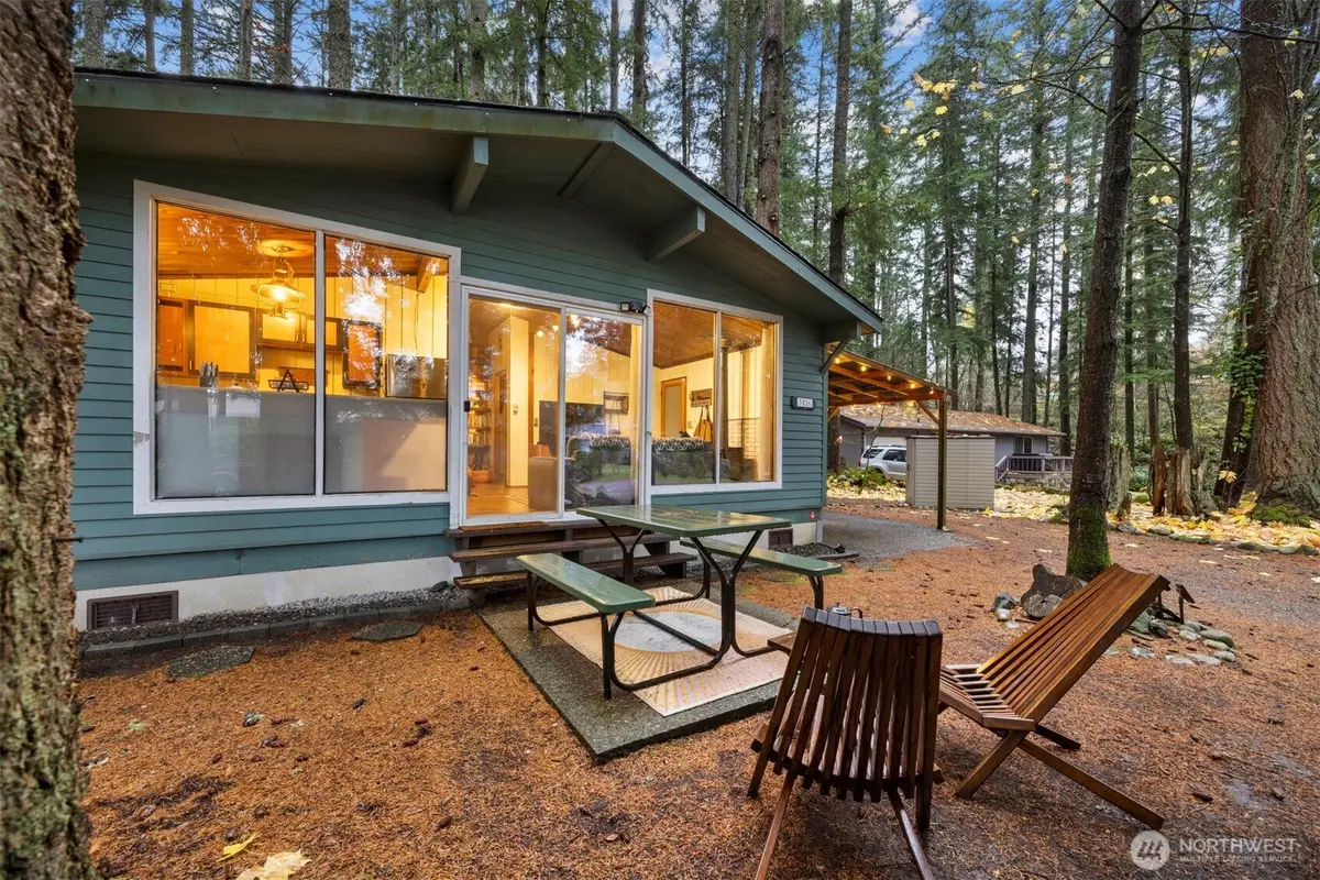 3026 Ridgeview Drive, Sedro Woolley, WA 98284 - Image #1