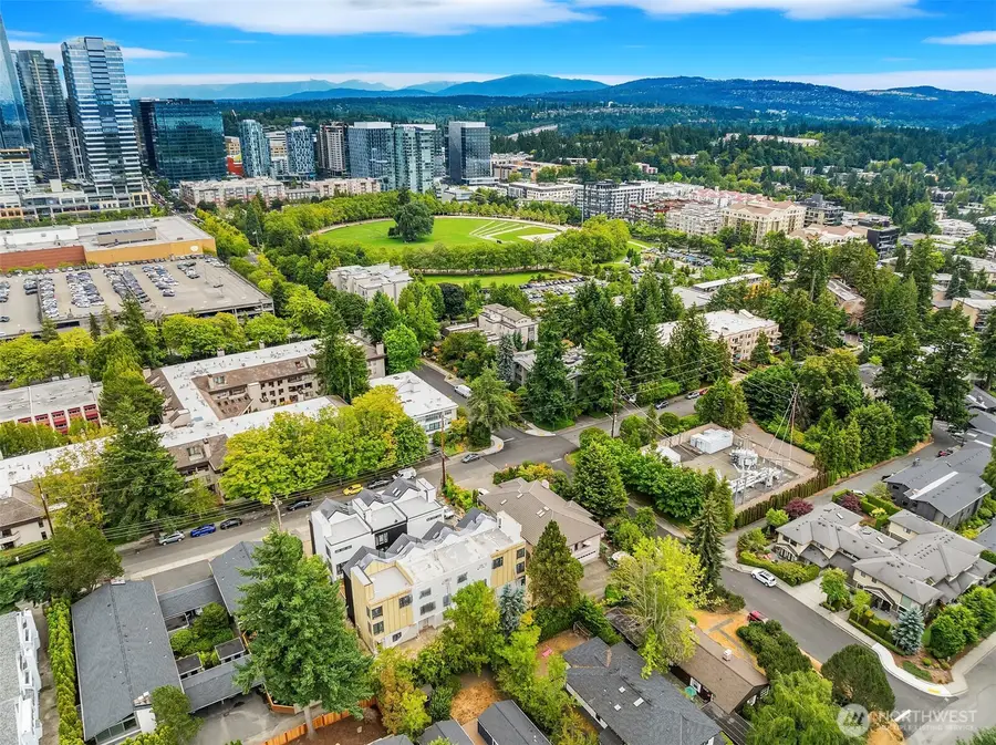 409 99th Avenue Ne, Bellevue, WA 98004 - Image #3