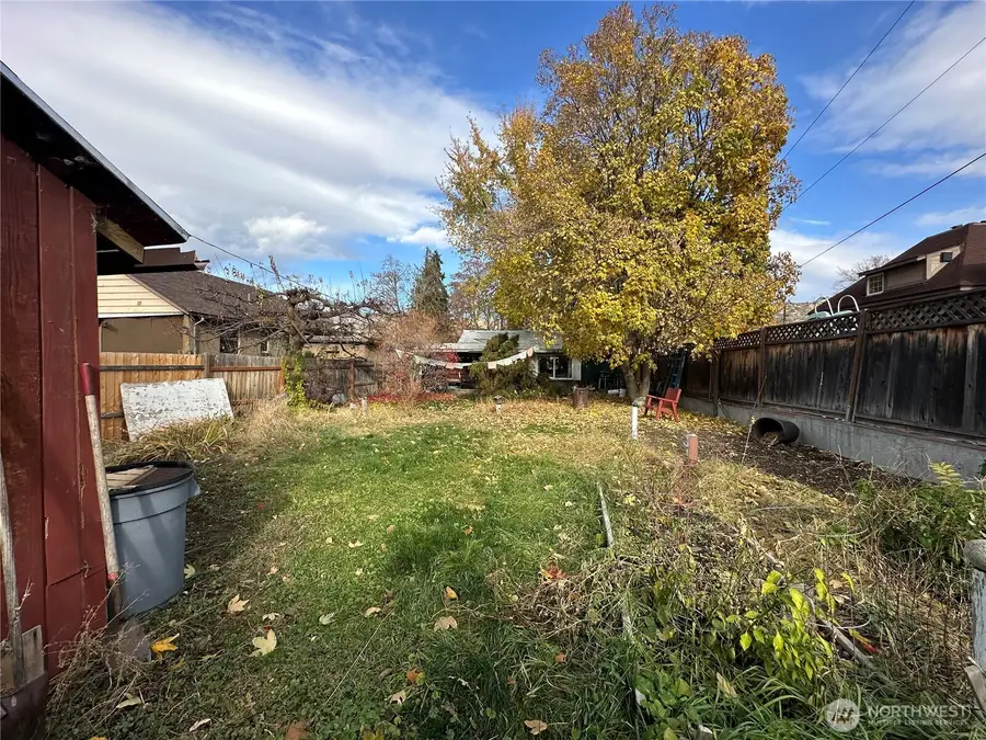 426 E Wapato Avenue, Chelan, WA 98816 - Image #3