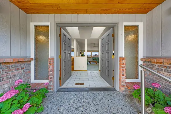 8059 Comox Road, Blaine, WA 98230