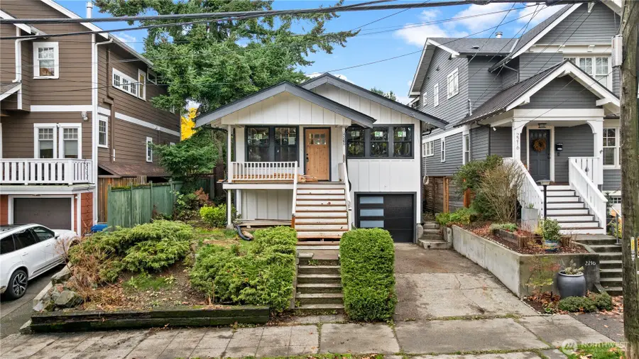 2212 N 46th Street, Seattle, WA 98103 - Image #2