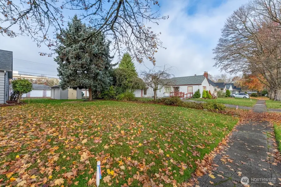 1505 19th Avenue #2, Longview, WA 98632 - Image #2