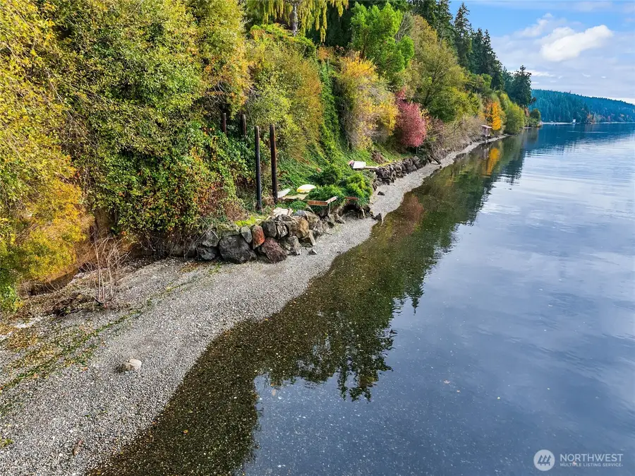 9674 Olympus Beach Road #116 & 117, Bainbridge Island, WA 98110 - Image #2