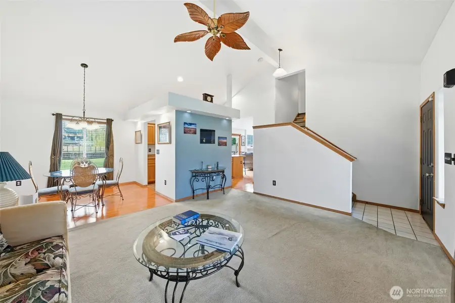 15715 44th Avenue Ct E, Tacoma, WA 98446 - Image #2