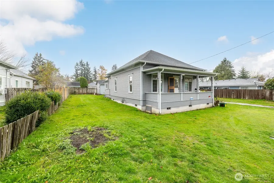 1016 E Orange Avenue, Burlington, WA 98233 - Image #3