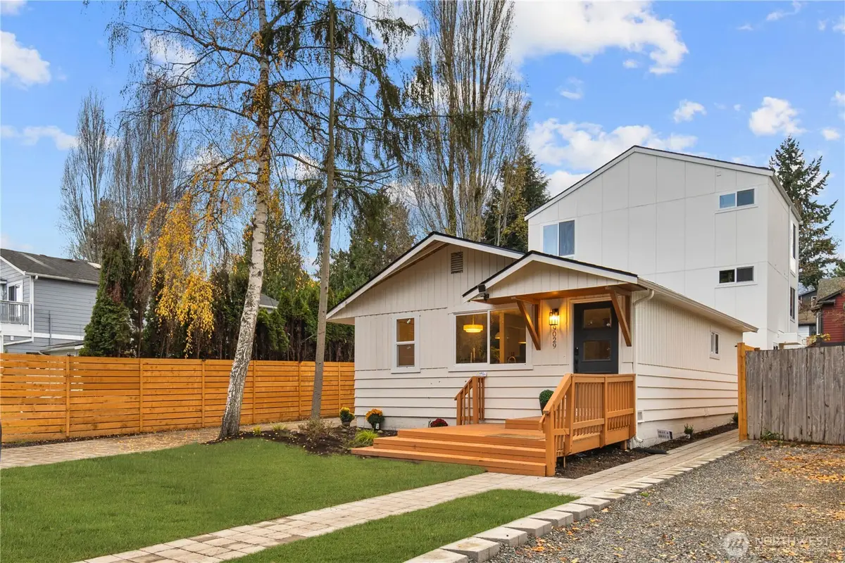 9029 4th Avenue Nw, Seattle, WA 98117 - Image #1