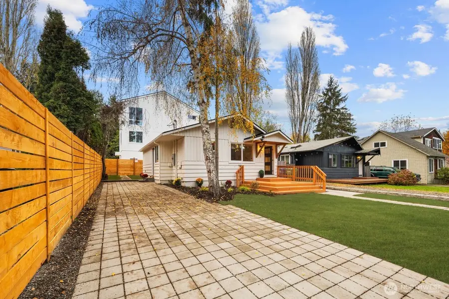 9029 4th Avenue Nw, Seattle, WA 98117 - Image #3