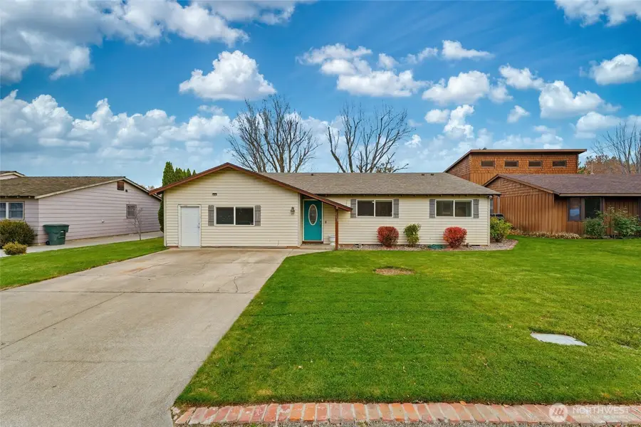 303 Dehaven Street, Milton Freewater, OR 97862 - #2