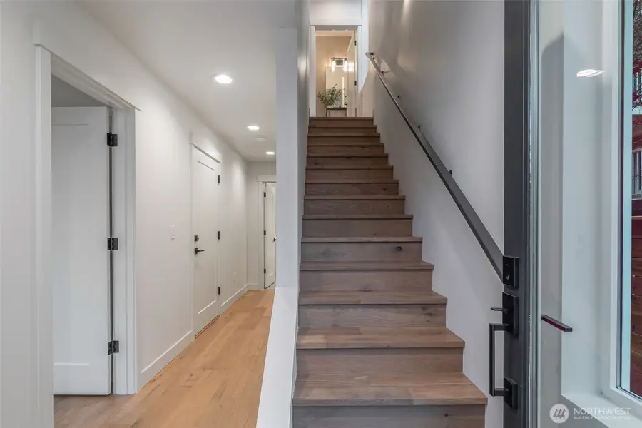 6514 23rd Avenue Ne, Seattle, WA 98115 - Image #3