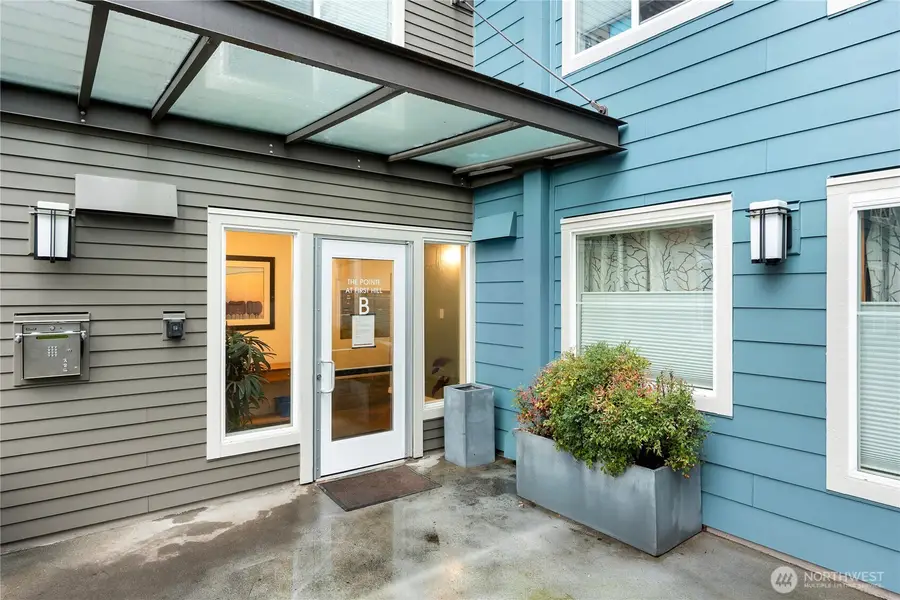 300 10th Avenue #B-105, Seattle, WA 98122 - Image #3