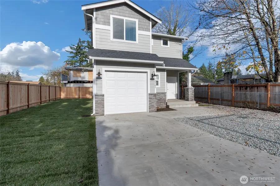 10707 8th Ave Ct S, Tacoma, WA 98444 - Image #2