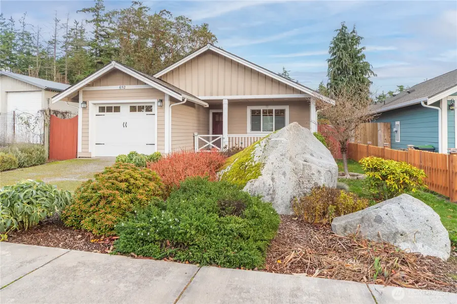 652 Mcpherson Street, Port Townsend, WA 98368 - Image #2
