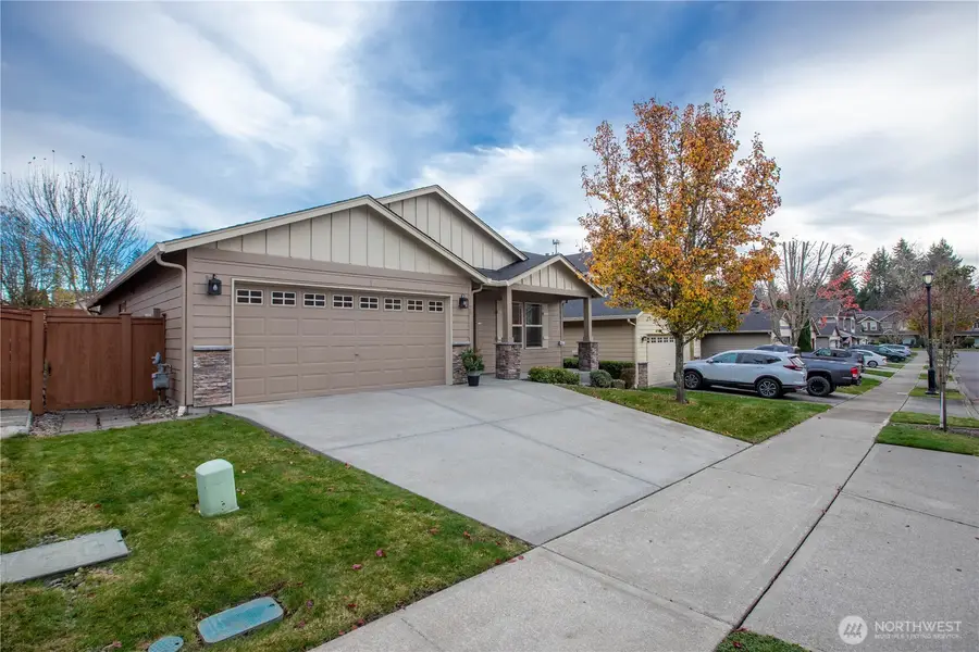 3628 Andress St Ne, Lacey, WA 98516 - Image #2