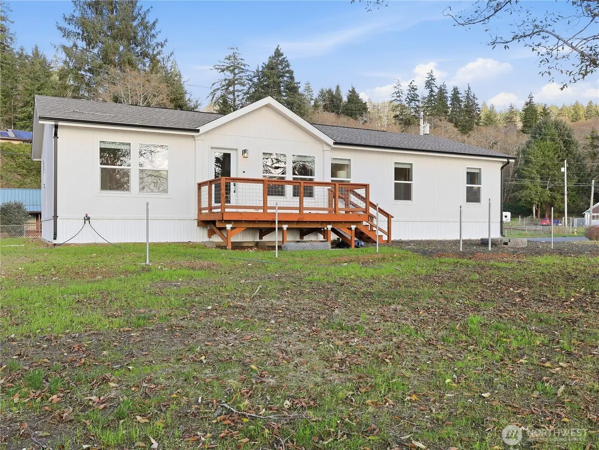 723 Broadway Avenue, Hoquiam, WA 98550 - Image #1