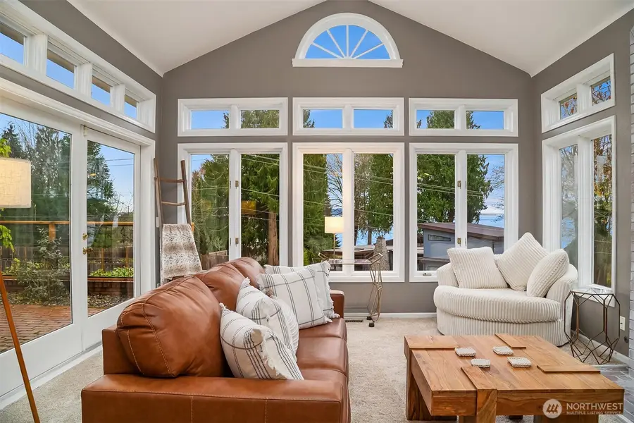 8430 Talbot Road, Edmonds, WA 98026 - Image #3