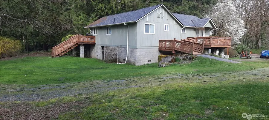 41766 N Shore Lane, Concrete, WA 98237 - Image #2