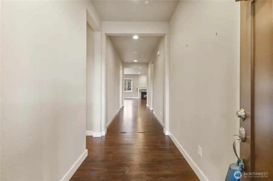 2502 12th Street Pl Sw, Puyallup, WA 98373 - Image #3