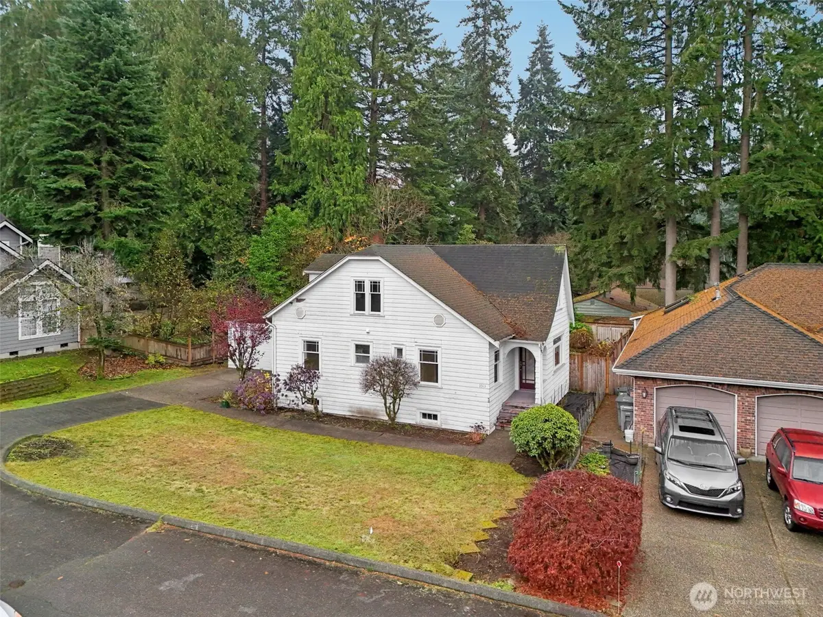 3513 NE 187th Court, Lake Forest Park, WA 98155 - Image #1