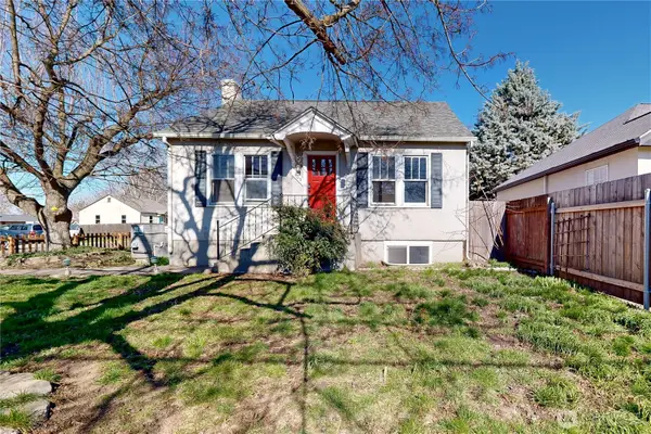 405 SE 8th Street, College Place, WA 99324