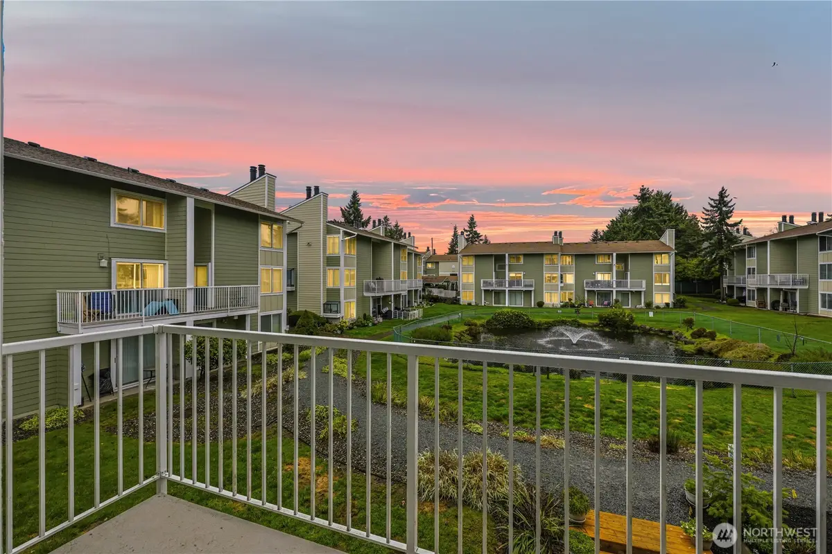 22242 24th Ave S #F46, Des Moines, WA 98198 - Image #1