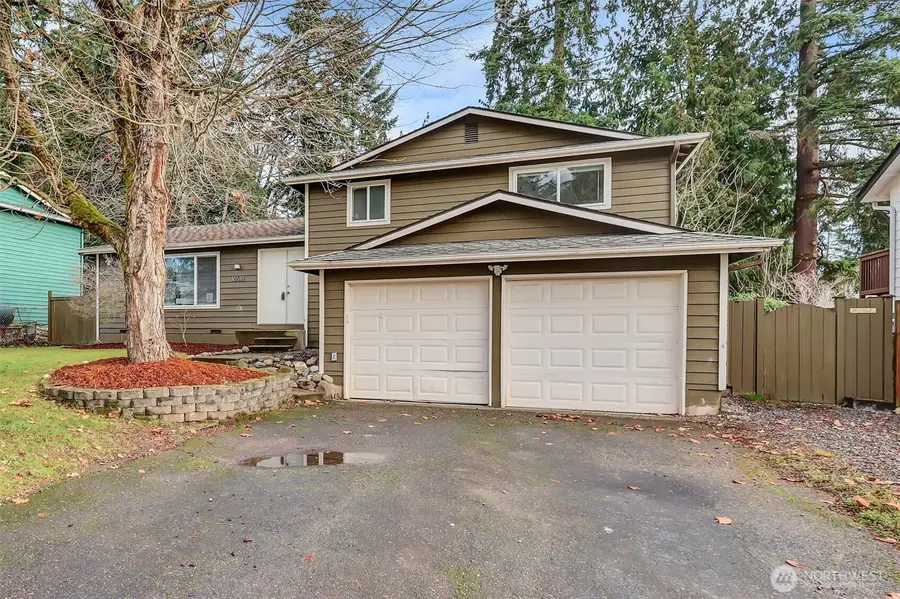 18518 131st Avenue Se, Renton, WA 98058 - Image #2