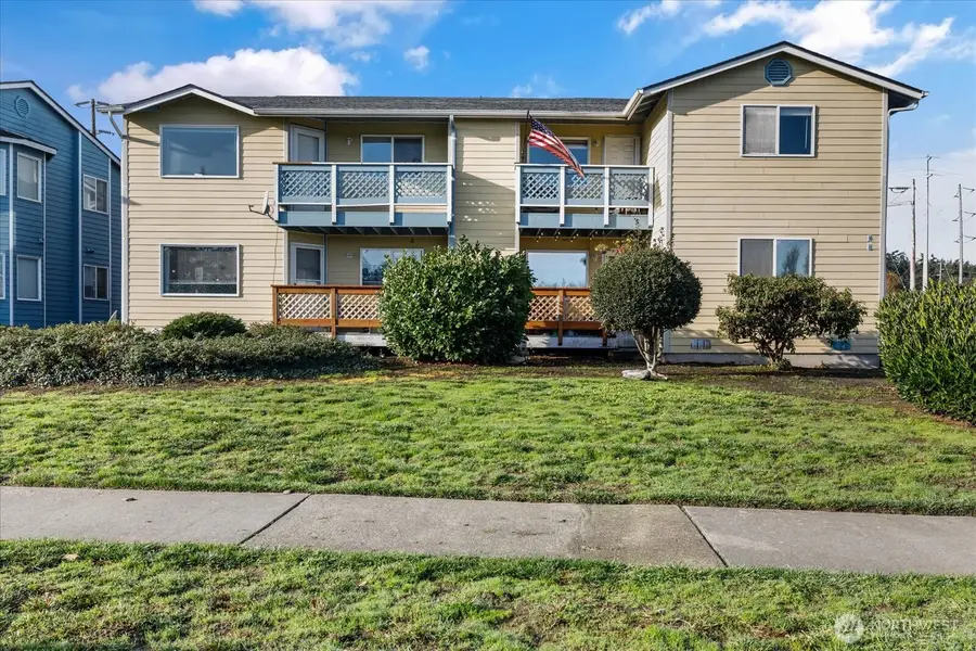 537 NE Ellis Way #A202, Oak Harbor, WA 98277 - Image #2