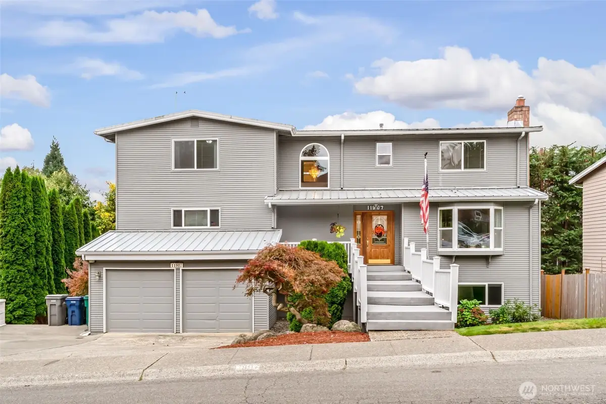 11907 NE 133rd Place, Kirkland, WA 98034 - Image #1