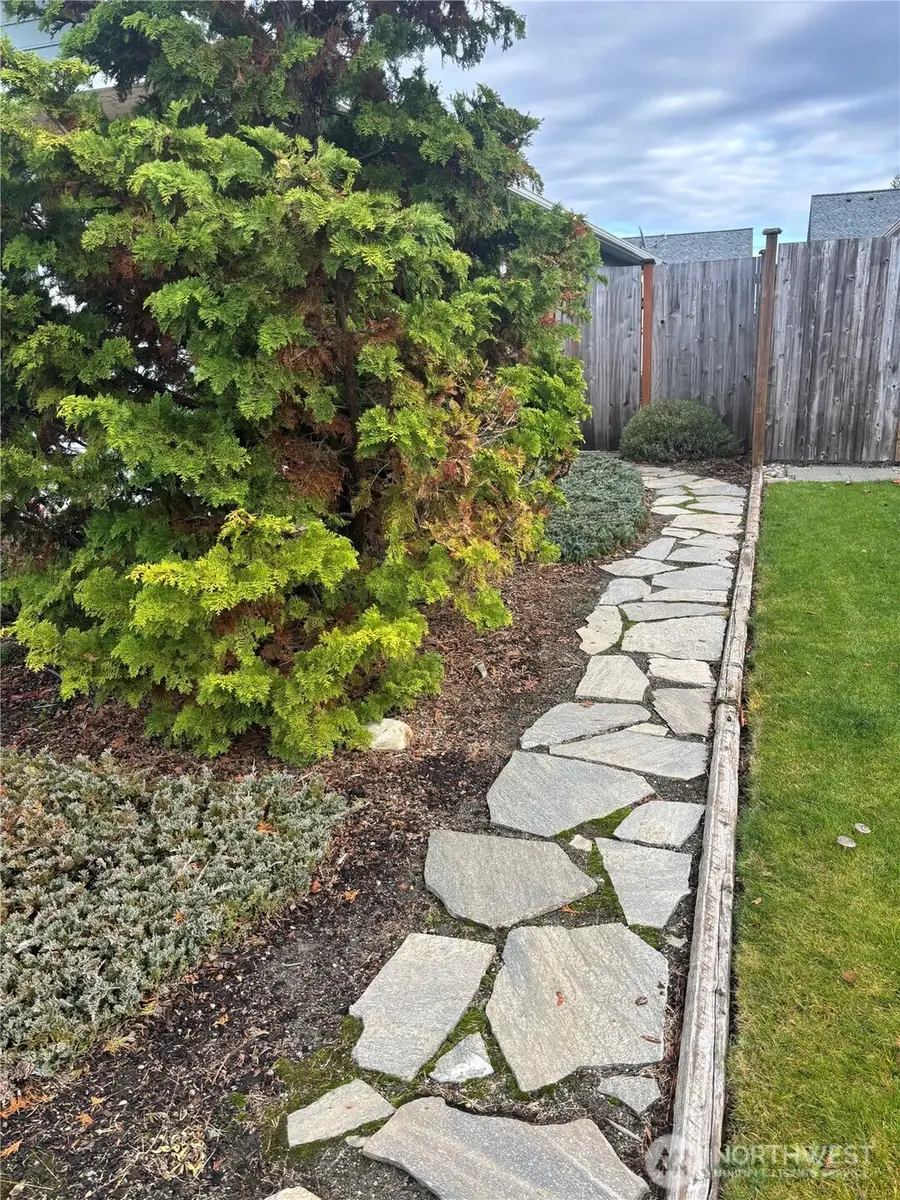 646 Summer Breeze Lane, Sequim, WA 98382 - Image #2