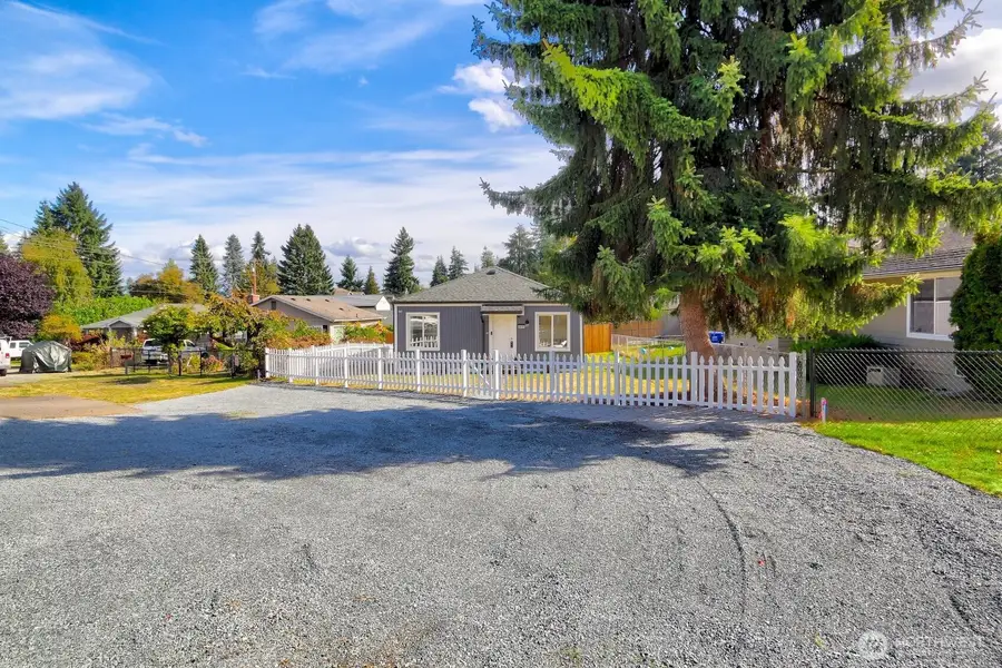 6611 Commercial Avenue #3, Everett, WA 98203 - Image #3