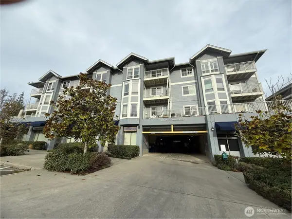 300 High School Road Ne #203, Bainbridge Island, WA 98110