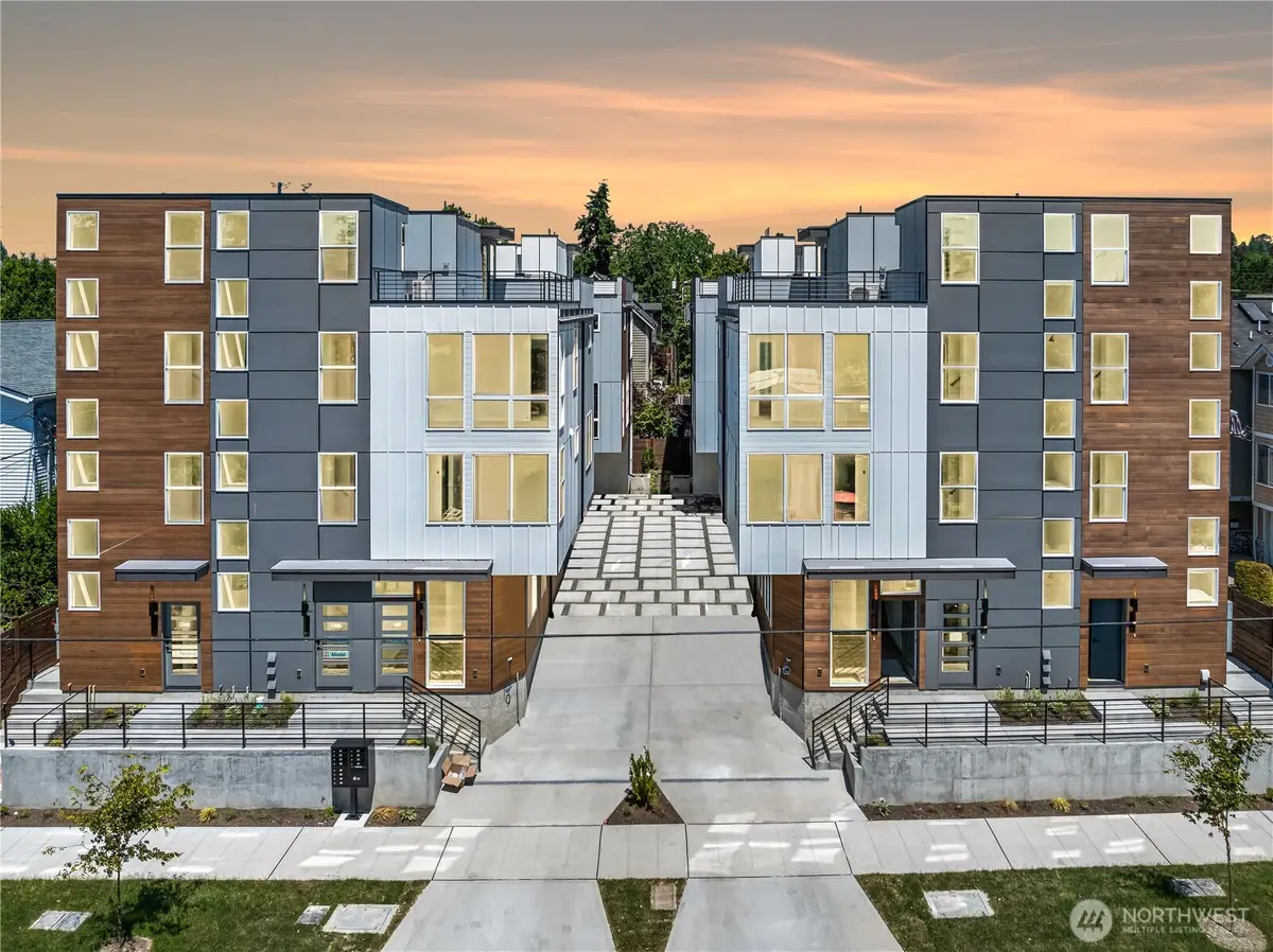 822 NW 52nd Street, Seattle, WA 98107 - Image #1