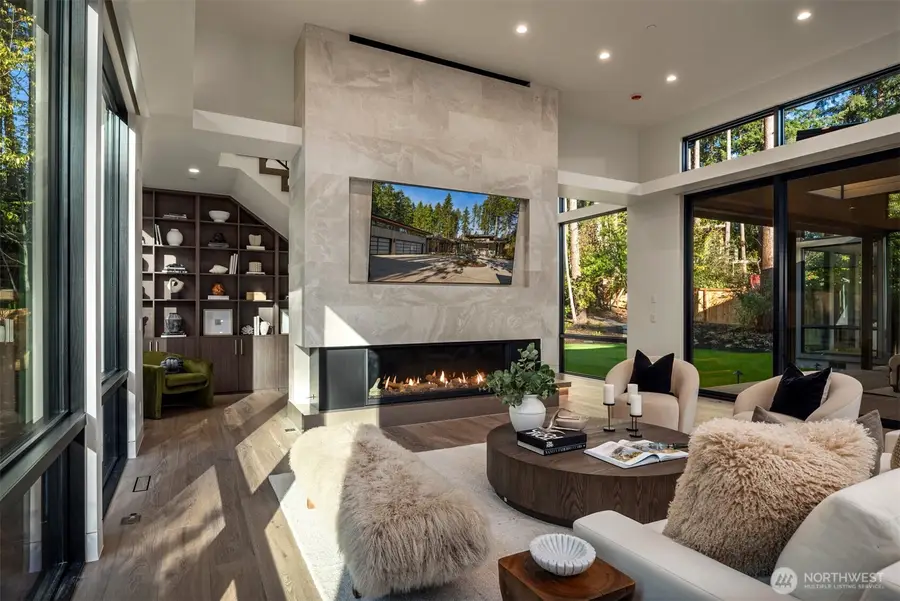 10620 SE 22nd Street, Bellevue, WA 98004 - Image #3