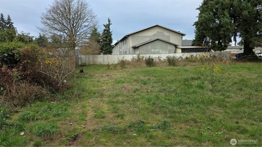 12632 Lincoln Avenue Sw, Lakewood, WA 98449 - Image #2