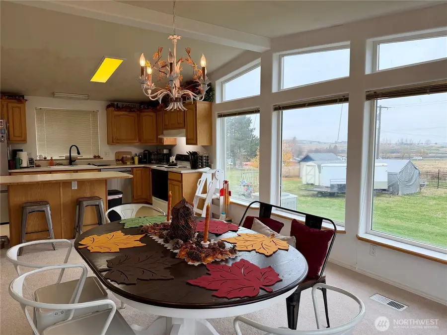 502 NW Armstrong Avenue, Wilbur, WA 99185 - Image #3