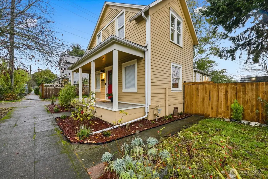 1109 S 14th Street, Tacoma, WA 98405 - Image #2