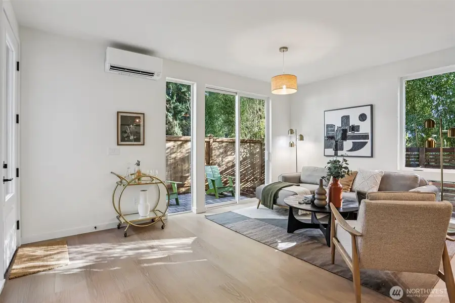 13748 Stone Avenue N, Seattle, WA 98133 - Image #3