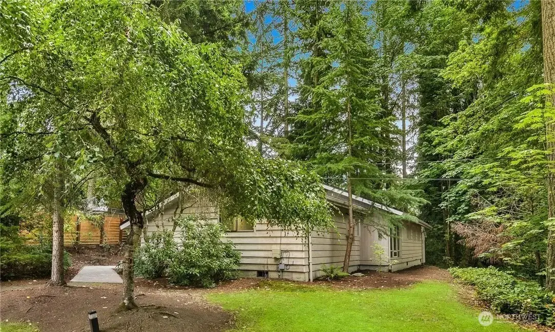 12708 Juanita Dr Ne, Kirkland, WA 98034 - Image #1