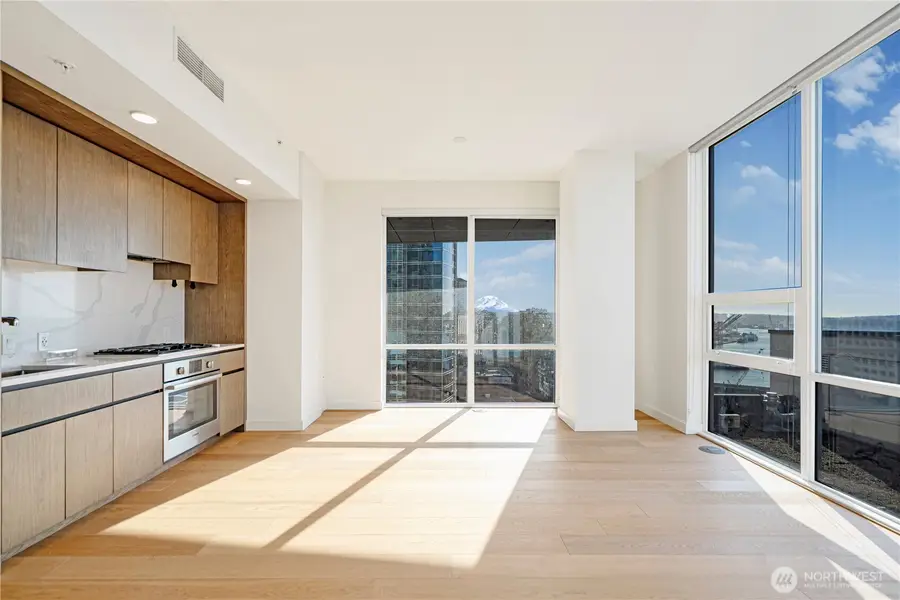 121 Stewart Street #1605, Seattle, WA 98101 - Image #2