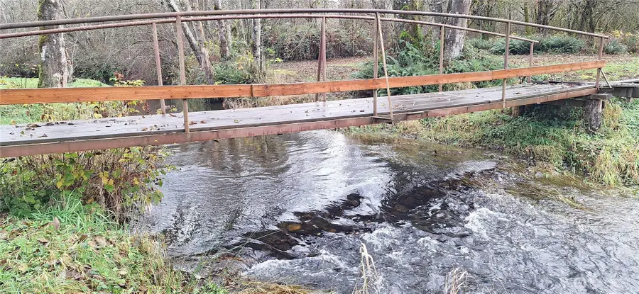 670 Shanklin Road, Onalaska, WA 98570 - Image #2