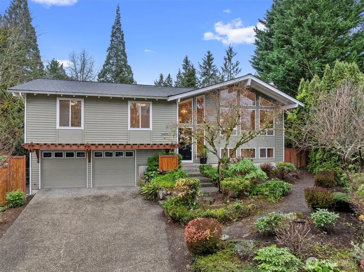 16629 NE 46th Street, Redmond, WA 98052 - Image #1