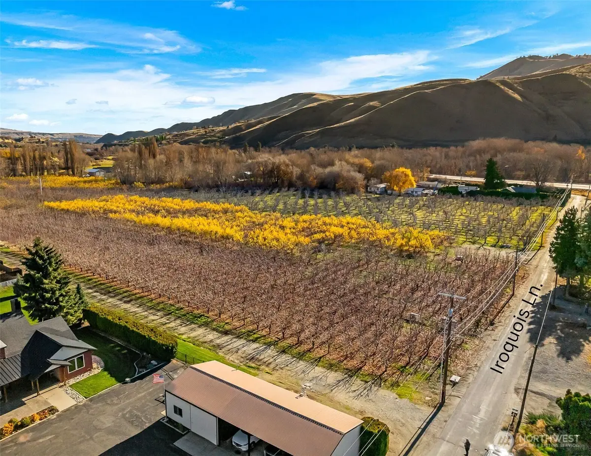 3765 Iroquois Lane, Wenatchee, WA 98801 - Image #1