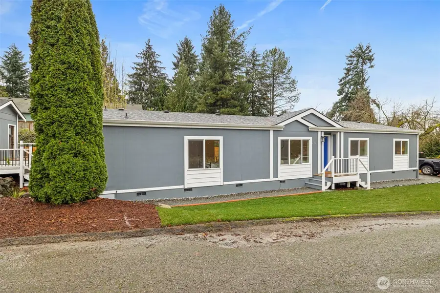 2525 SW 102nd Lane, Seattle, WA 98146 - Image #3