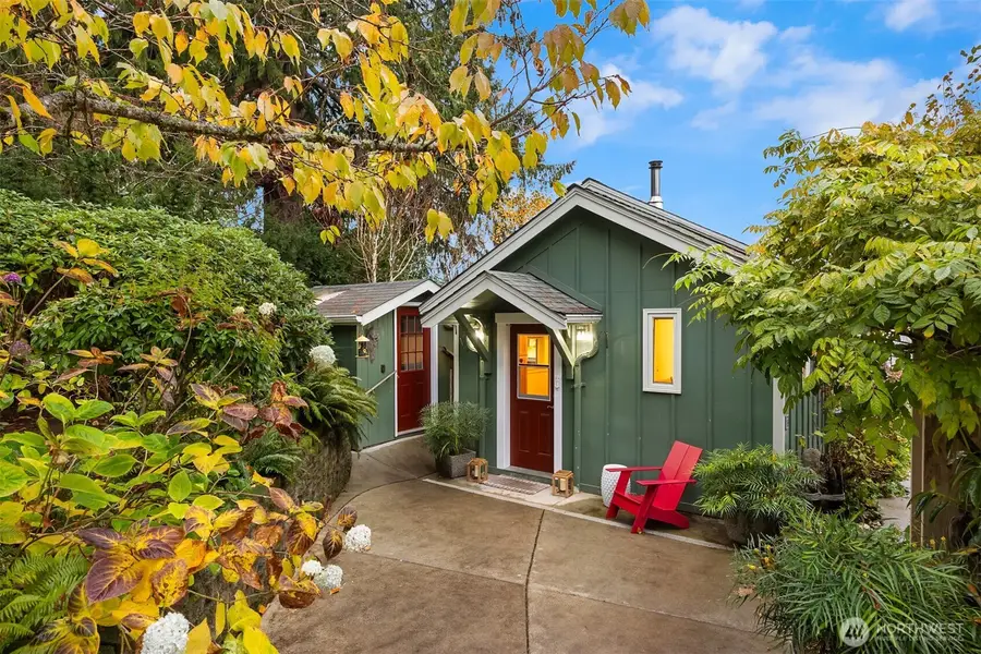 9986 NE Ewing Street, Bainbridge Island, WA 98110 - Image #2