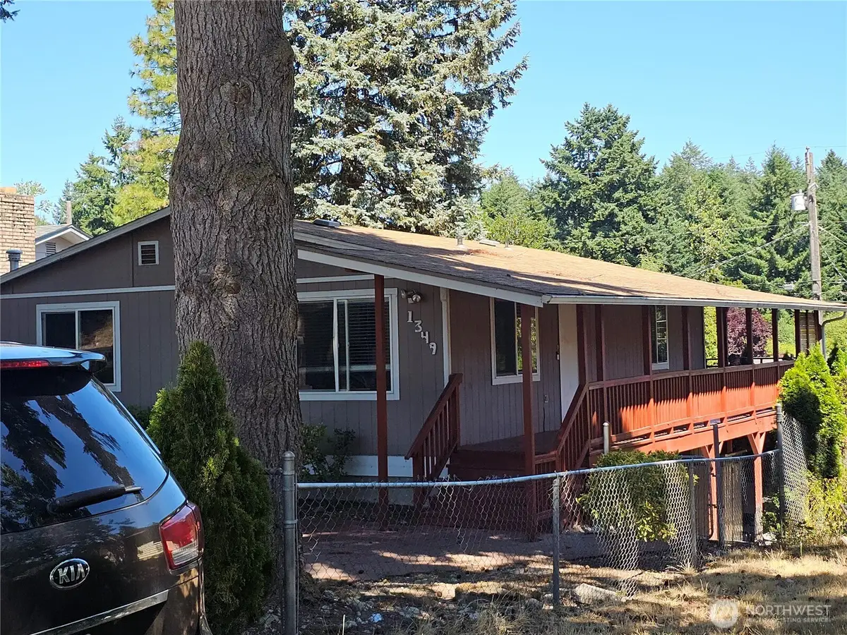 1349 S Highland Drive, Tacoma, WA 98465 - Image #1