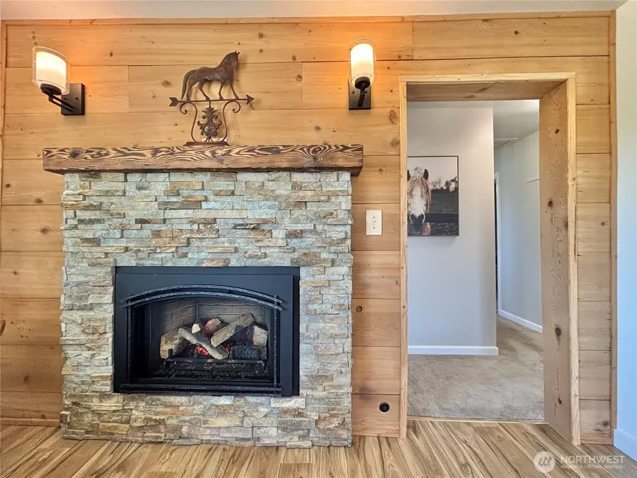 2452 Aldergrove Road, Ferndale, WA 98248 - Image #2