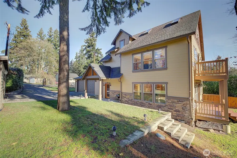 311 NE 117th Street, Seattle, WA 98125 - Image #3