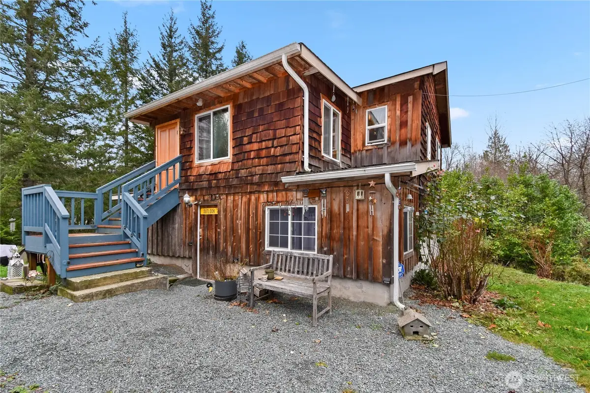 41557 Cape Horn Drive, Concrete, WA 98237 - Image #1