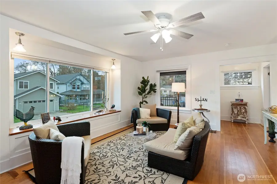 1202 Broadway Avenue, Bremerton, WA 98337 - Image #3